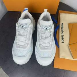 Picture of Louis Vuitton Shoes _SKULVsz38-46hnh040817355